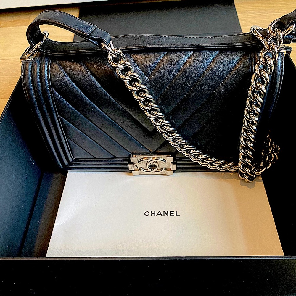 Chanel Calfskin Chevron Quilted Medium Boy Bag